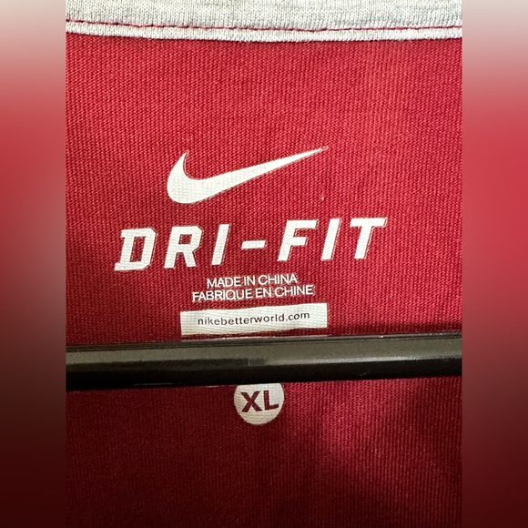 Nike LeBron James shirt - Picture 2 of 2